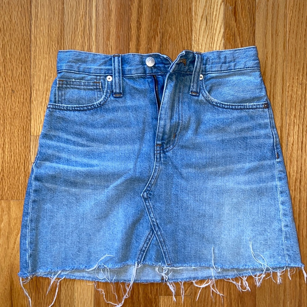 Madewell denim skirt